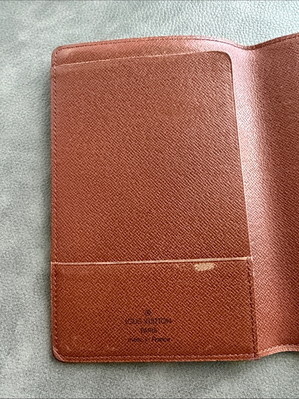 Vintage Louis Vuitton Passport Holder - Picture 4 of 8